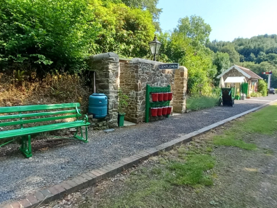 On the Up platform, the recently restored bench seat is now located adjacent to the GENTS. Note the new lamp in original position on the front wall top edge.