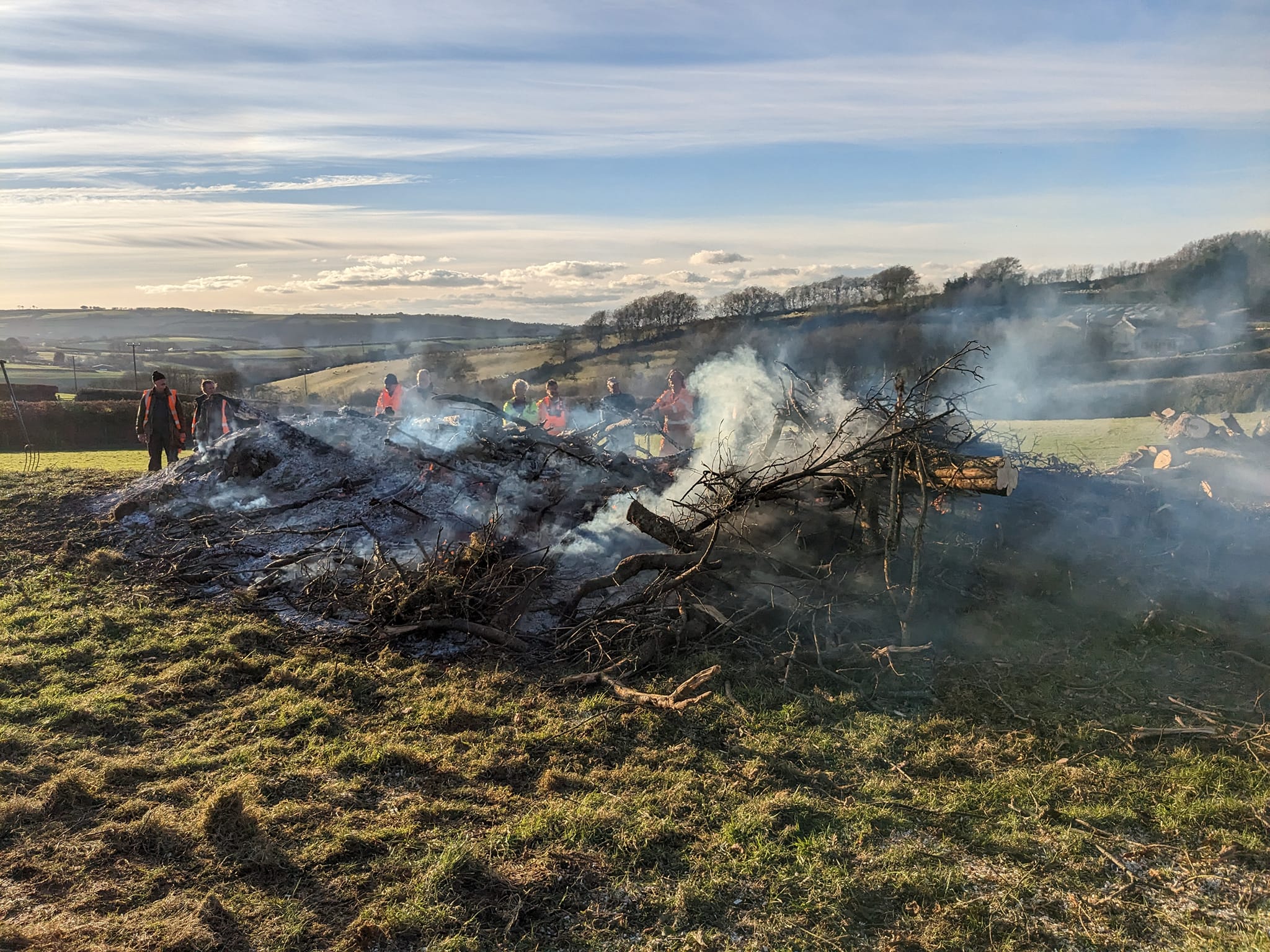 Volunteers Winter Work Weekend 19th 21st January 2024   Bonfire T Woods 